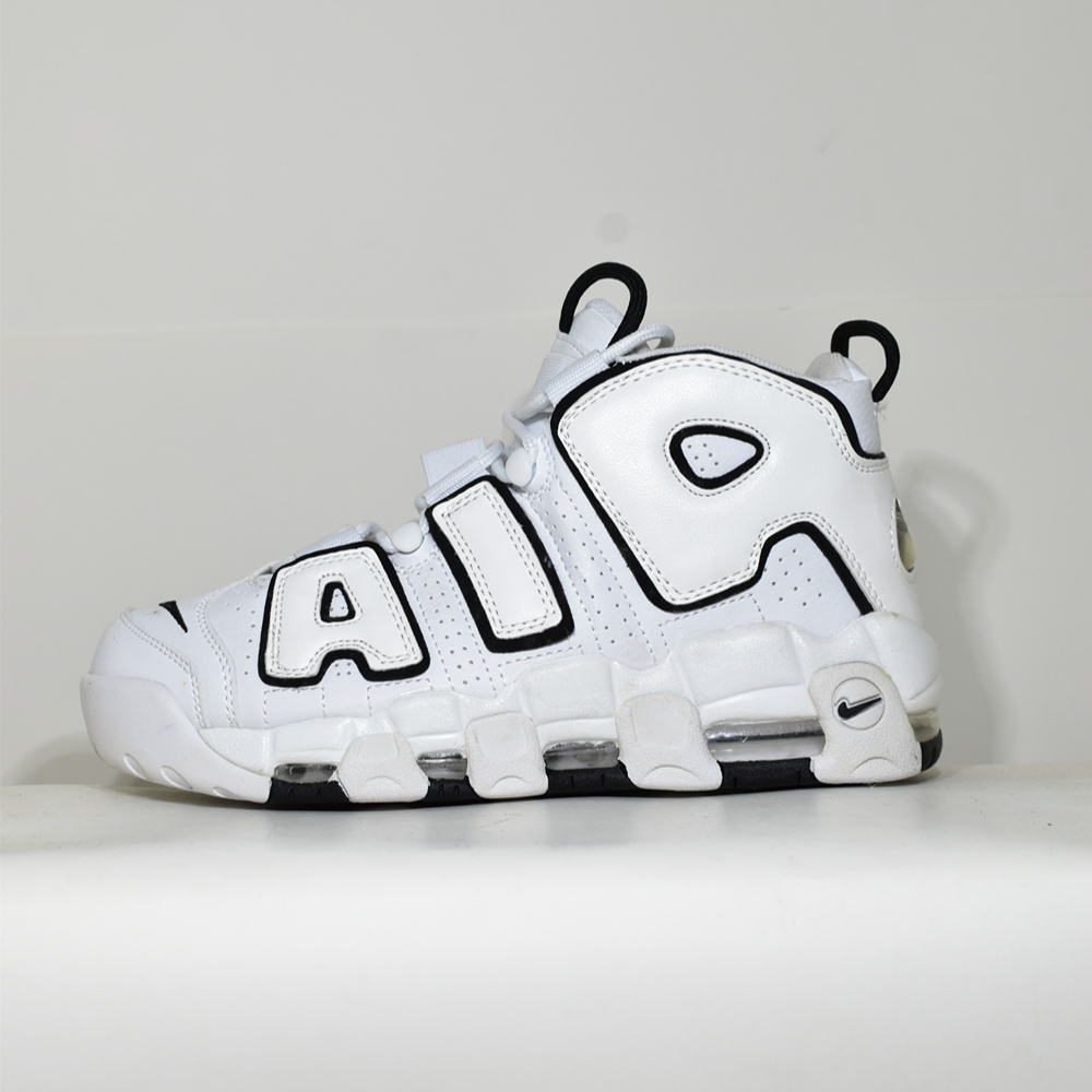 Nike Up Tempo - Blanco Negro