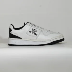 Centennial 85 – Blanco Negro