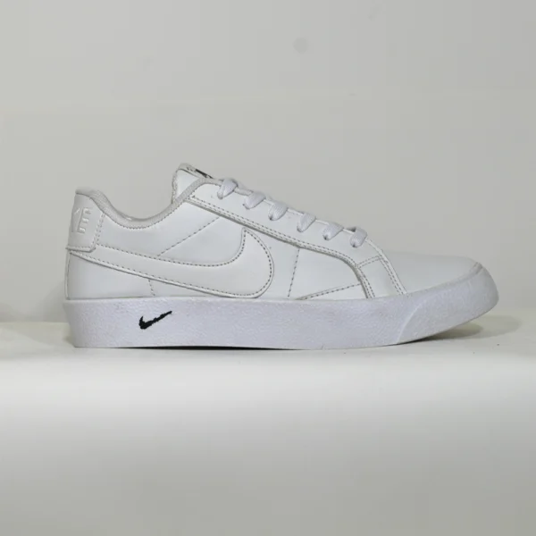 Nike Blazer – Blanco Total Bajo