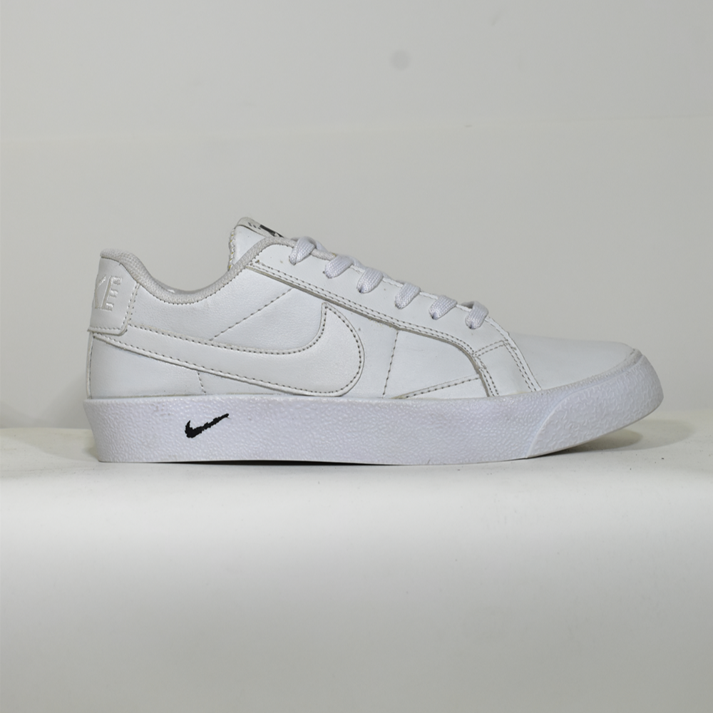 Nike Blazer - Blanco Total Bajo