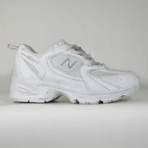 New Balance 530 – Blanco Total