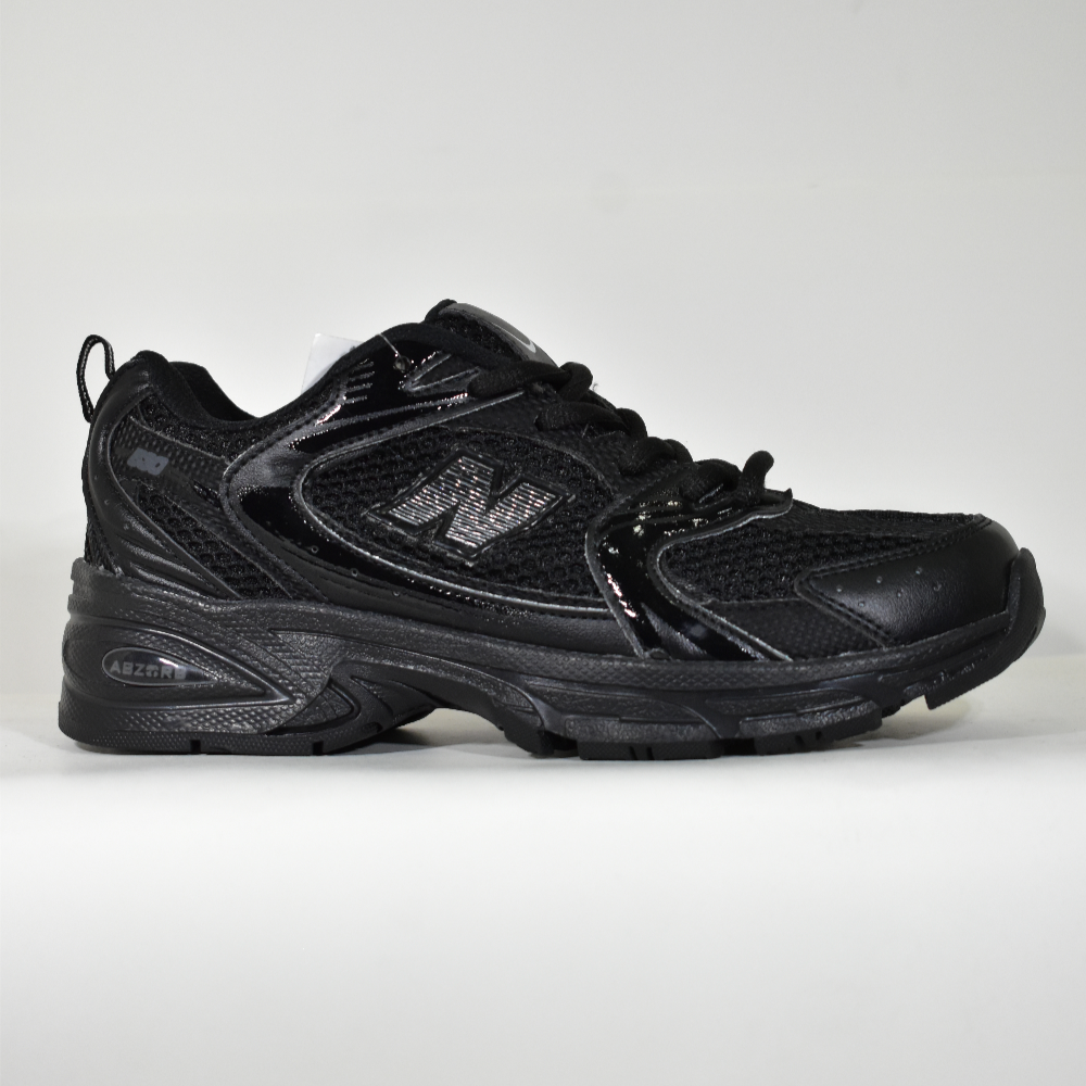 New Balance 530 - Negro Total