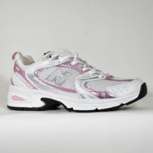 New Balance 530 – Blanco Rosa Plata