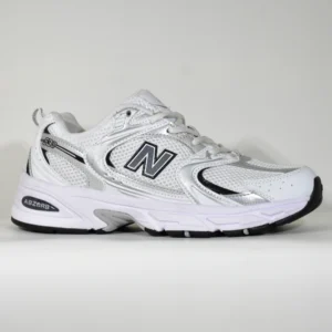 New Balance 530 – Blanco Negro