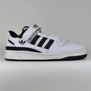 Forum Low – Blanco Negro