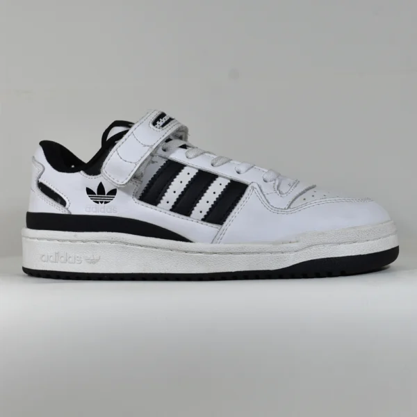 Forum Low – Blanco Negro