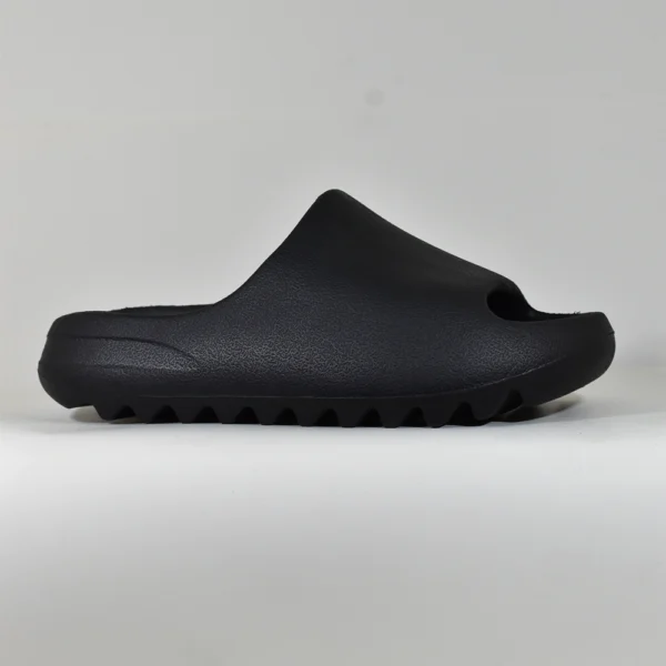 Yeezy Slide – Negro Total