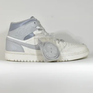 Jordan 1 – Crema Reflectivo
