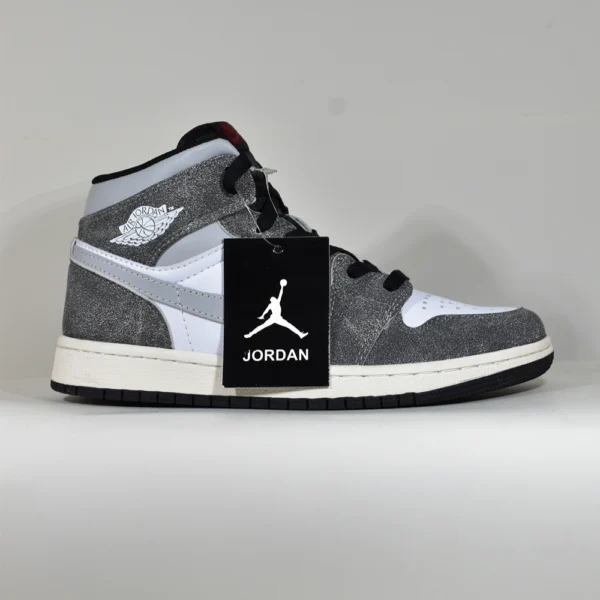 Jordan 1 – Gris Lona