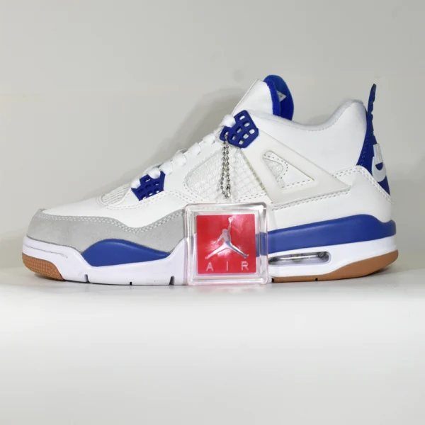 Jordan 4 SB – Azul Blanco
