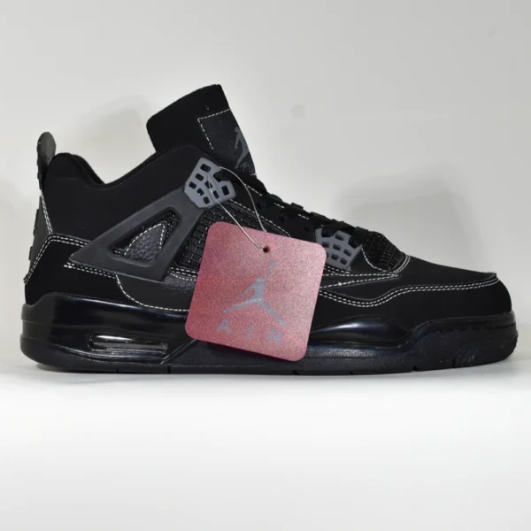 Jordan 4 – Negro Blanco