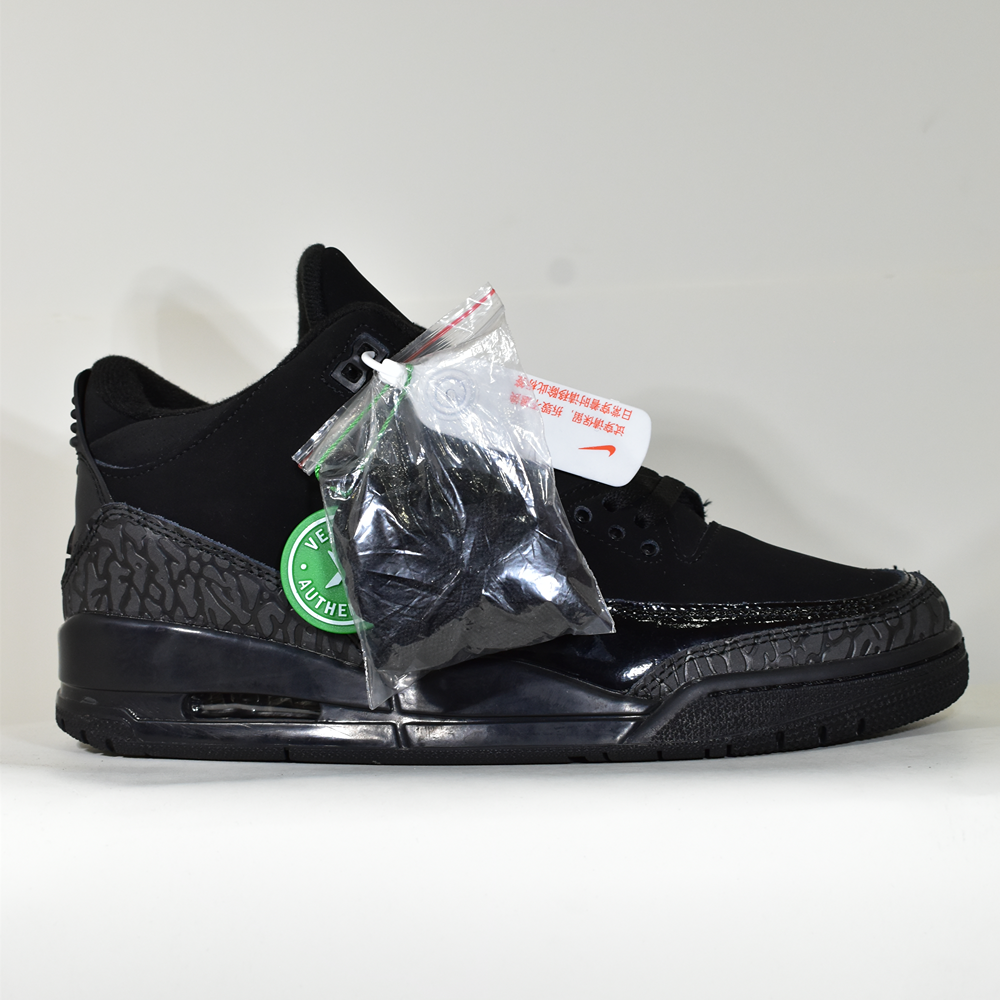 Jordan 3 - Black Cat