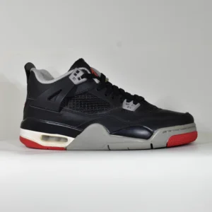Jordan 4 – Negro Gris Rojo