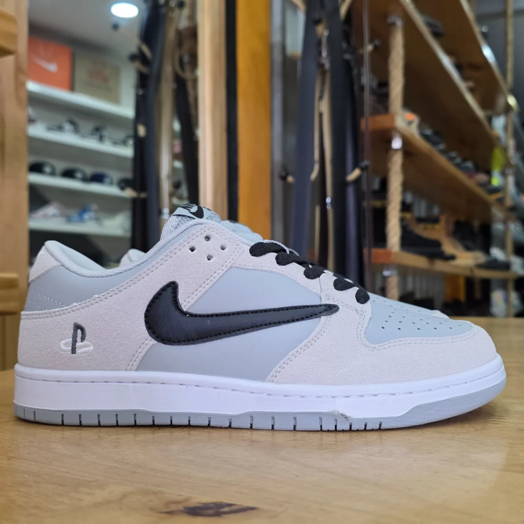 Nike Dunk – Playstation